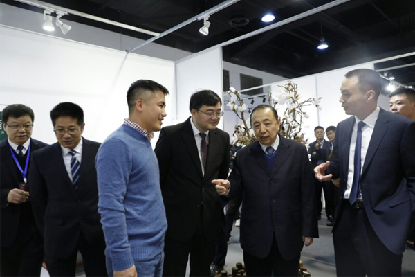 领导参观双洋红木 领导参观双洋红木